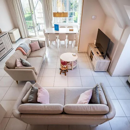 Spacious Duplex In Near *