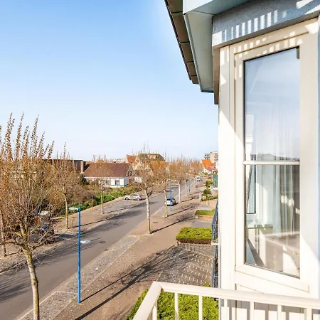 Spacious Duplex In Near Apartamento *