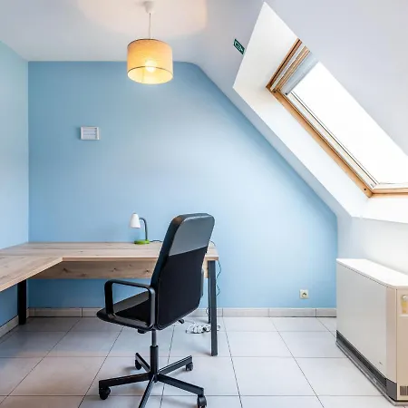 Spacious Duplex In Near Apartamento *
