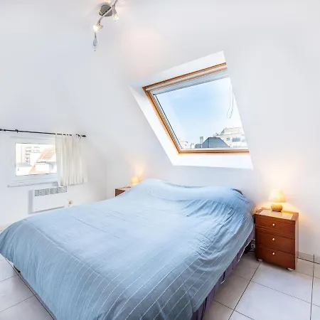 Spacious Duplex In Near Apartamento *