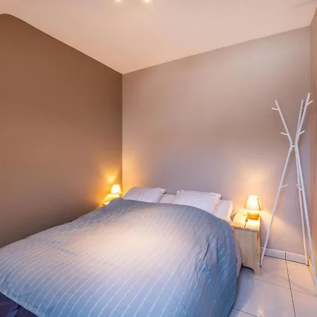 Spacious Duplex In Near